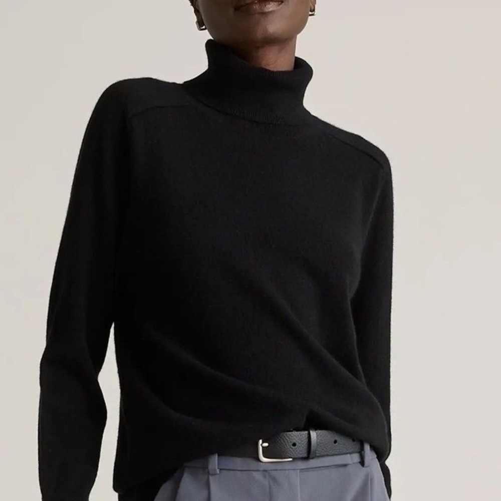 Quince Womens S NWT Mongolian Cashmere Turtleneck Sweater Black Quiet Lux